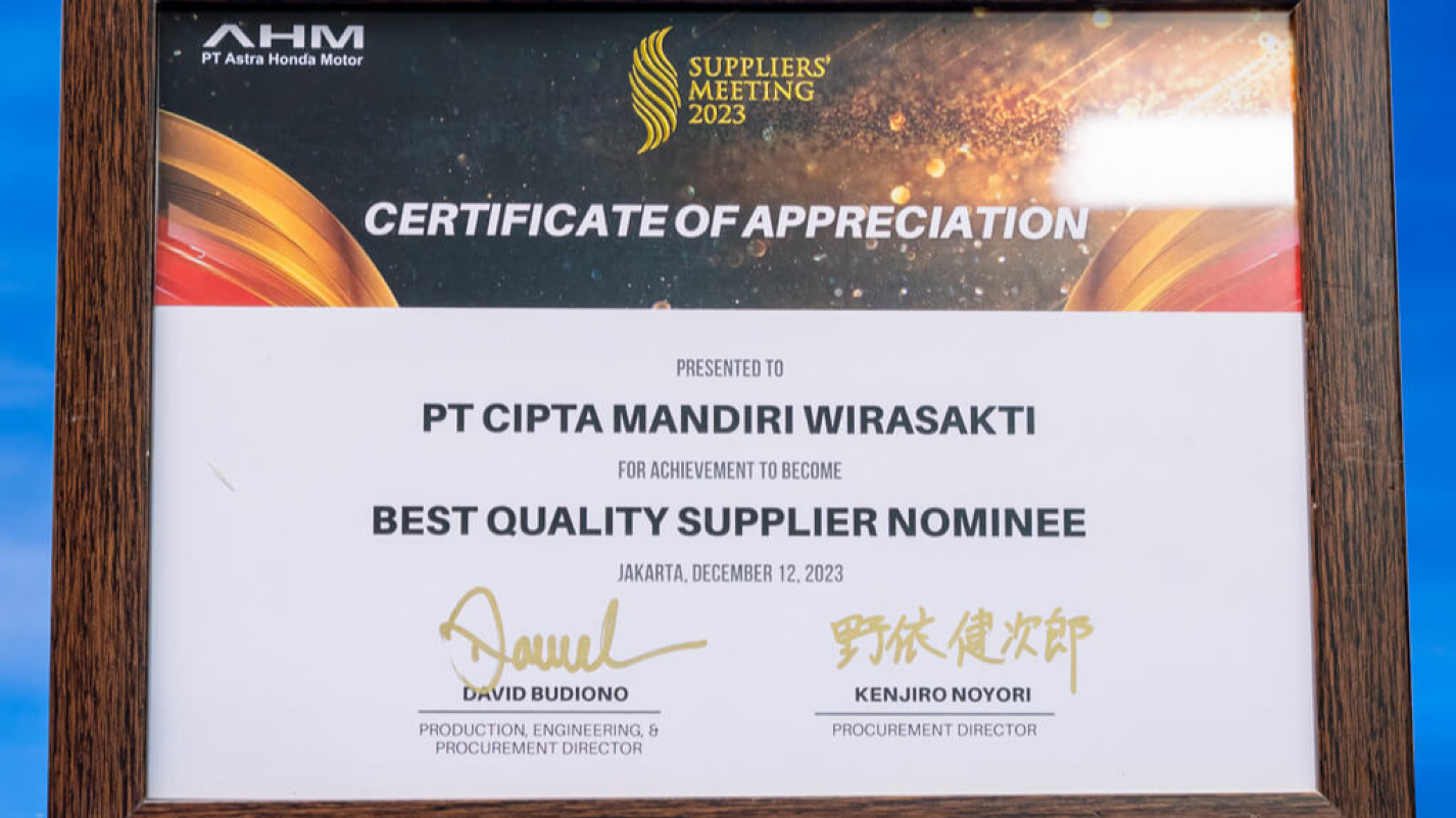 CMW get reward from AHM “Platinum Supplier 2025”